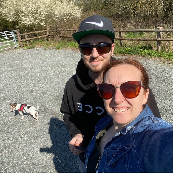 Meet your Poshers, Alex and Harry - Picture 6 of 7